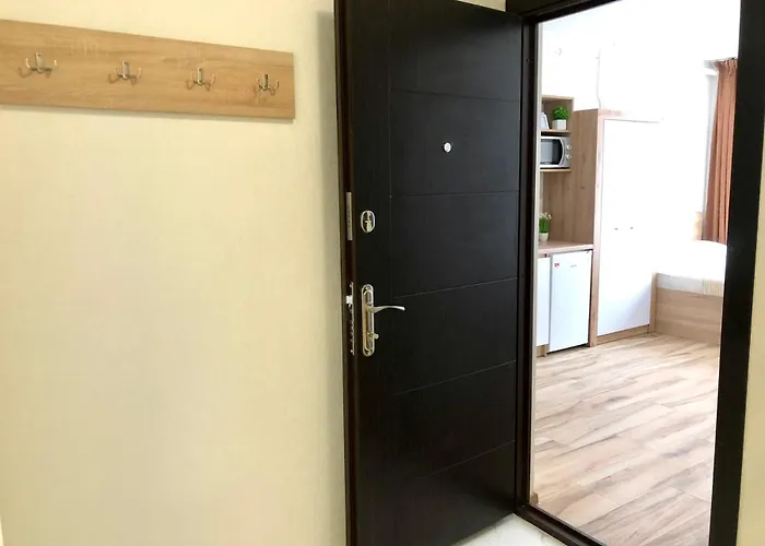 Osapart In A Complex Semycvit 5 Λβιβ